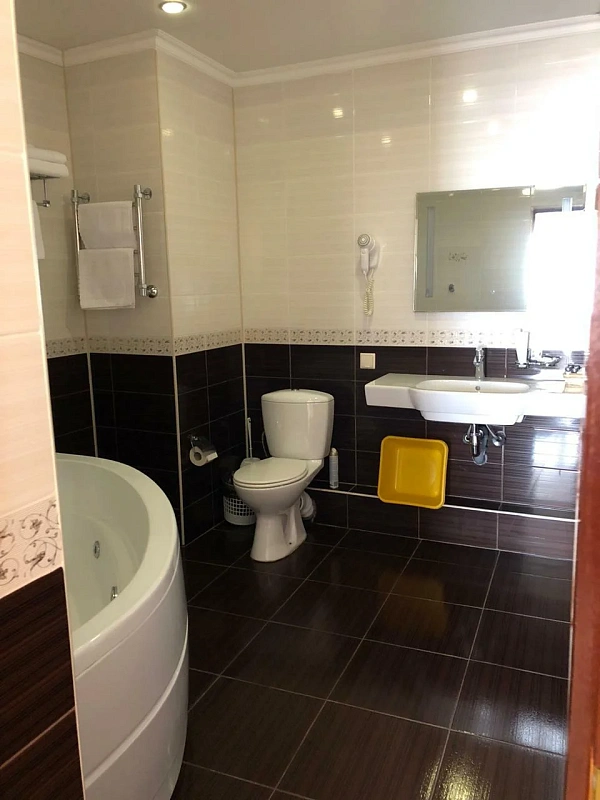 2к 2 м Люкс с балконом